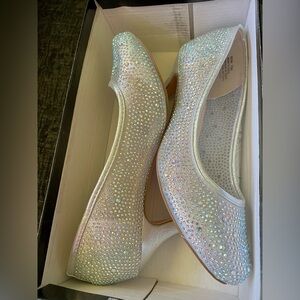 Womens 7.5 Rhinestone Bridal/Dress Heels